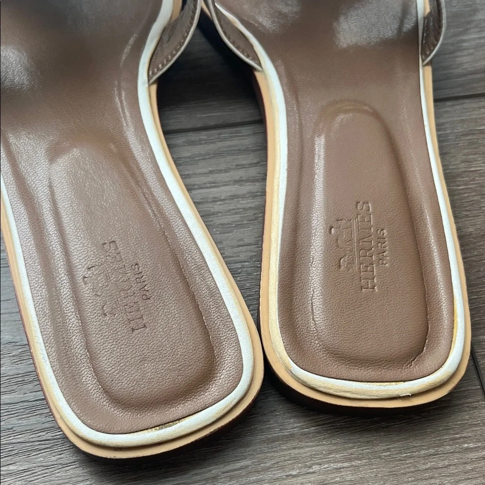 Hermes Oasis Sandals. - Picture 6 of 7
